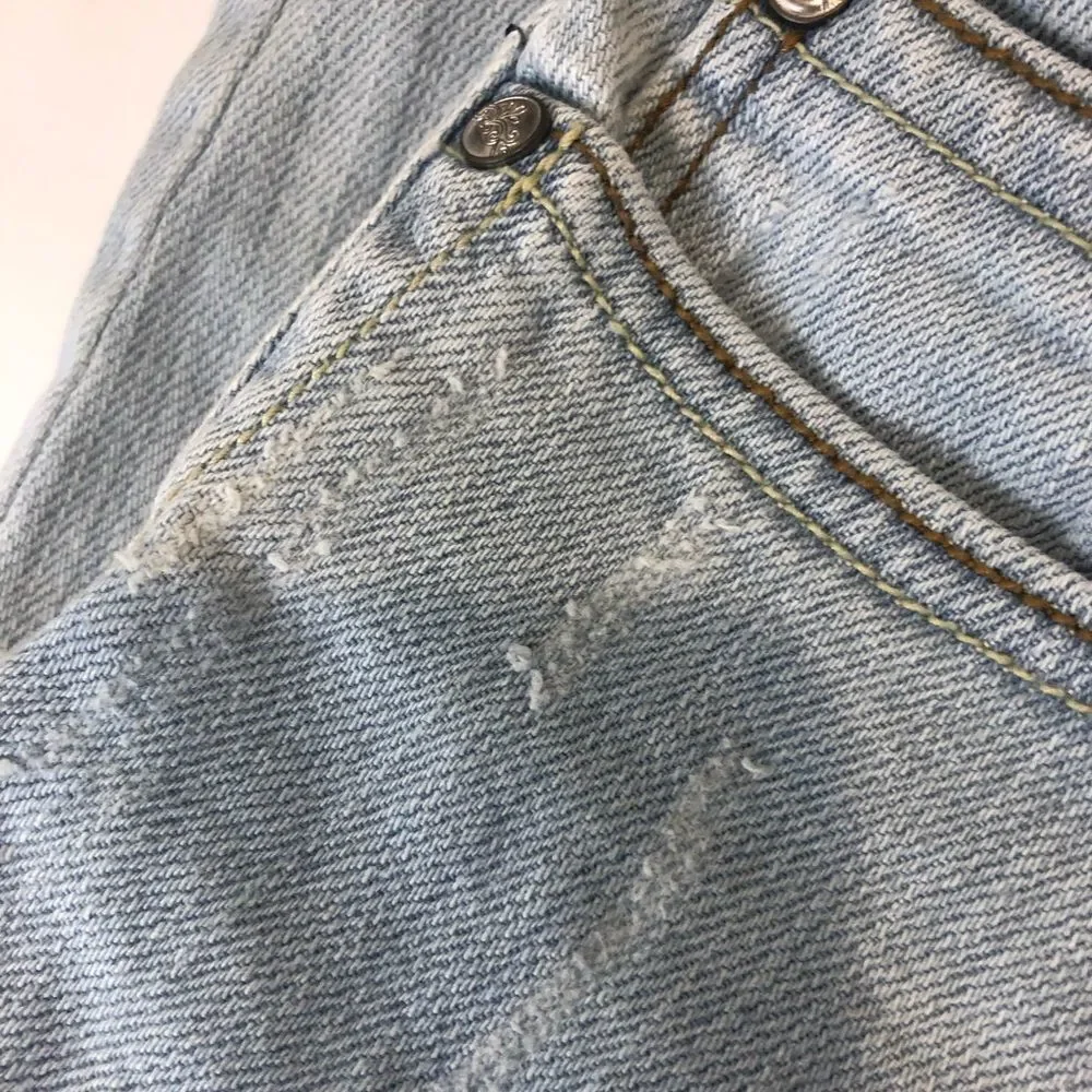 Refuge light denim shorts size 13